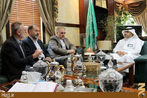 Saudi Hajj Official Meets with Iranian Consular Delegation