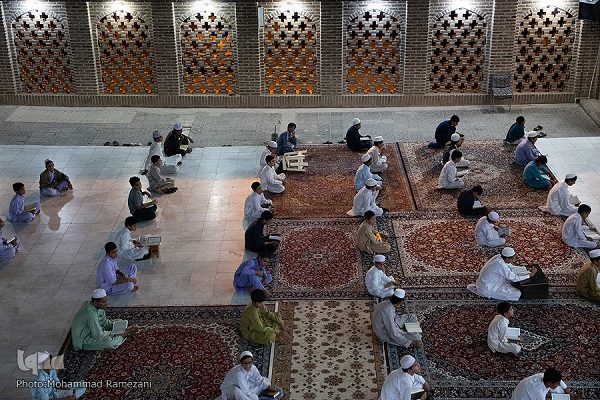 Moschea di Khaf, un centro per la memorizzazione del Corano nel nodest dell'Iran