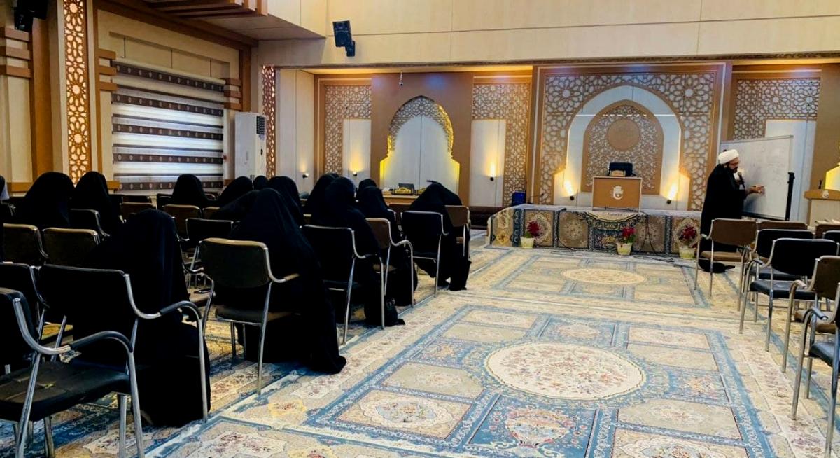 إفتتاح دورة نسويّة قرآنيّة متخصّصة بأحكام الوقف والابتداء في النجف
