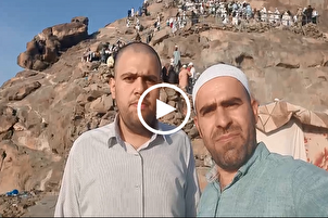 بالفيديو...منافسة بين اثنين من القراء الايرانيين على جبل النور