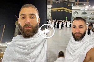 شاهد...سعادة كريم بنزيما وهو يؤدي مناسك العمرة + فيديو
