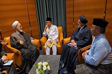 التأكيد على التعاون الديني ودعم الشعب الفلسطيني + صور