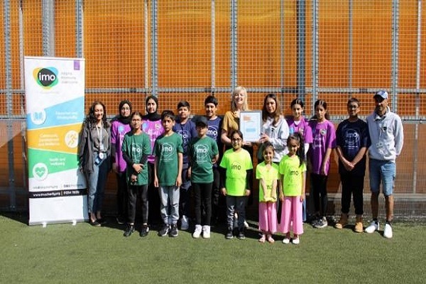 Islamic Charity in Blackburn Receives Investing in Children Membership Award