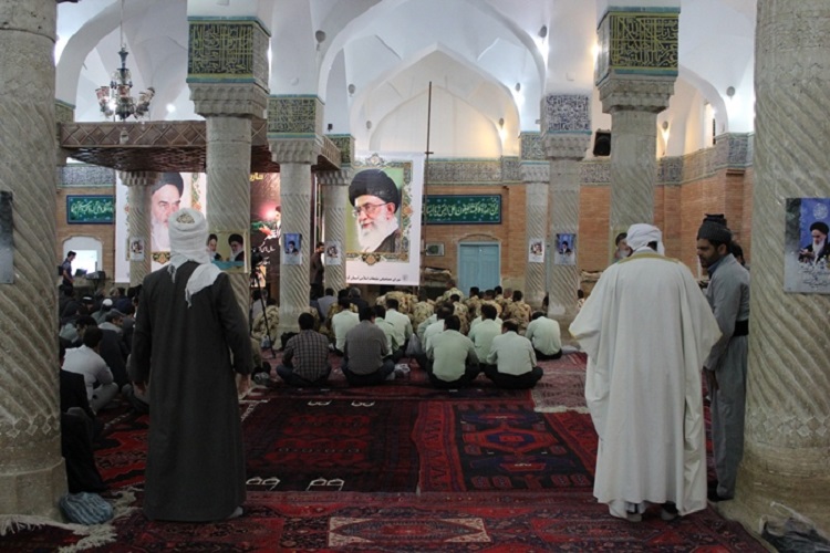 برگزاری مراسم بزرگداشت سالگرد ارتحال امام خمینی(ره) در کردستان