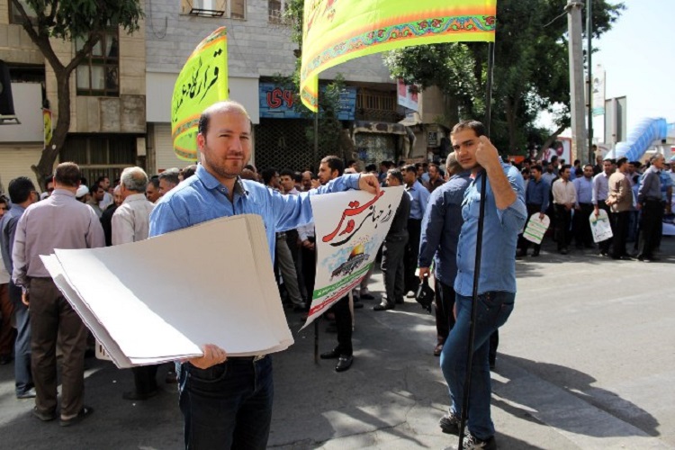 راهپیمایی روزه‌دار سنندجی در دفاع از ملت مظلوم فلسطین از نگان دوربین