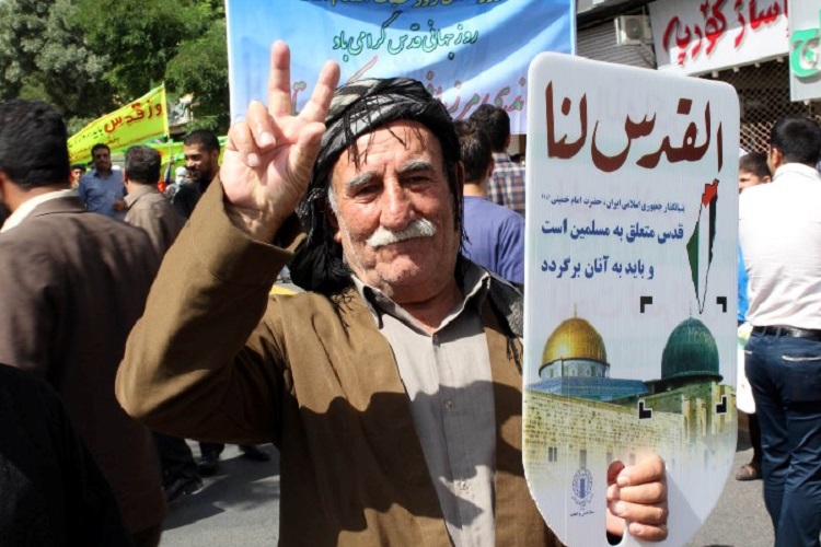 راهپیمایی روزه‌دار سنندجی در دفاع از ملت مظلوم فلسطین از نگان دوربین