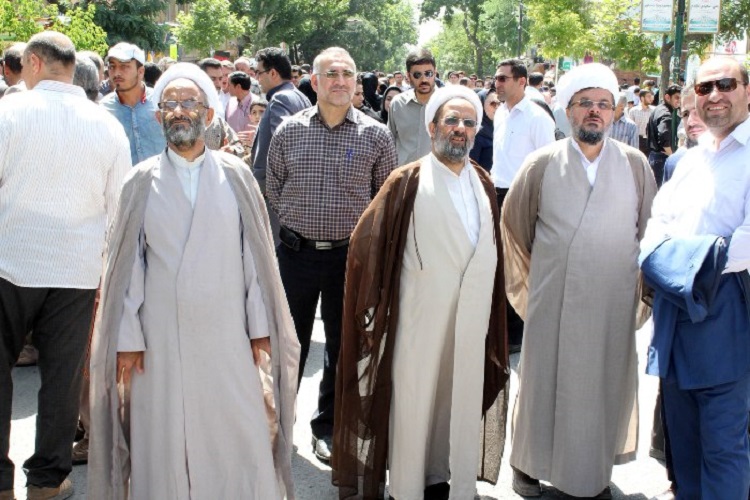 راهپیمایی روزه‌دار سنندجی در دفاع از ملت مظلوم فلسطین از نگان دوربین