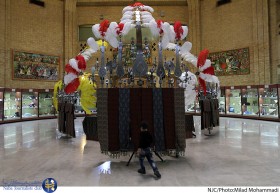 نمایشگاه نقوش سنتی برروی علامت‌های مذهبی