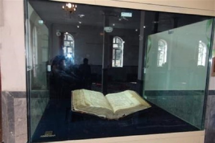 امالقرآن مولانآباد یادگاری تاریخی از عهد صفویه امالقرآن مولانآباد یادگاری تاریخی از عهد صفویه