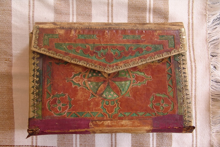 امالقرآن مولانآباد یادگاری تاریخی از عهد صفویه امالقرآن مولانآباد یادگاری تاریخی از عهد صفویه