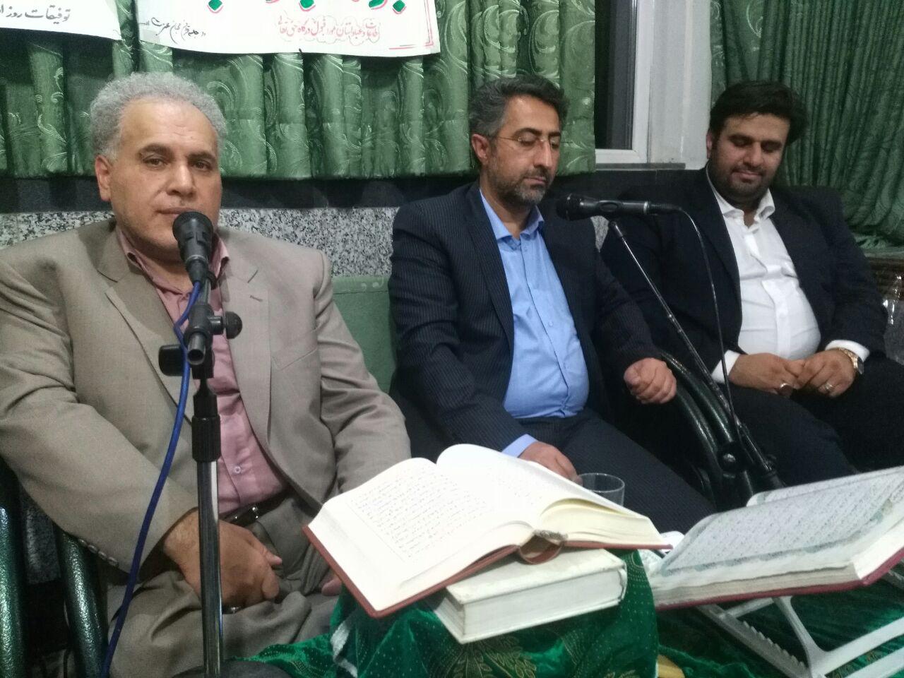 تلاوت «رحیم خاکی» در جلسه محبان عترت مشهد + دانلود