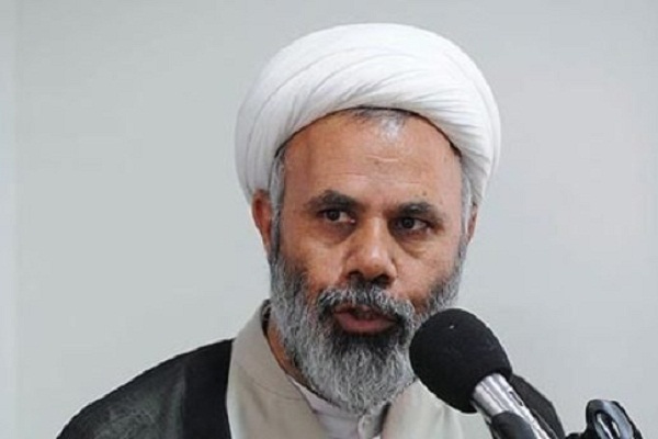 مومن باید برای خود، دیگران و خدا آینه باشد