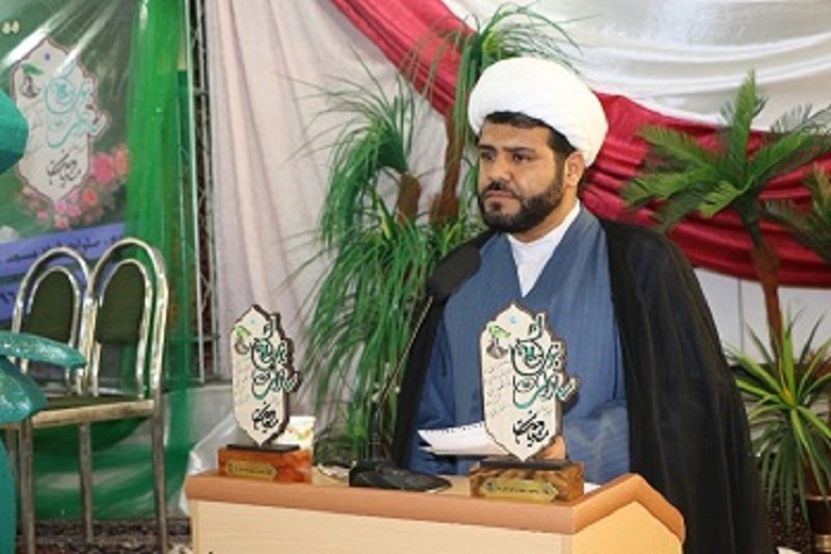 برگزاری دهمین همایش منادیان وحدت در کردستان