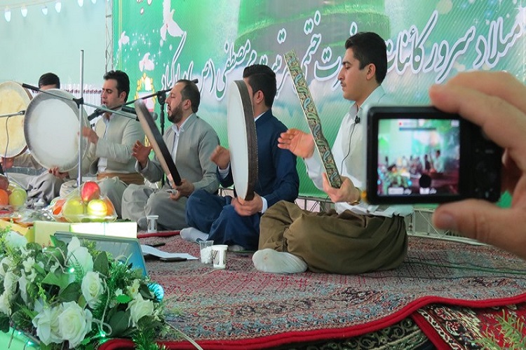 جشنی با چاشنی وحدت