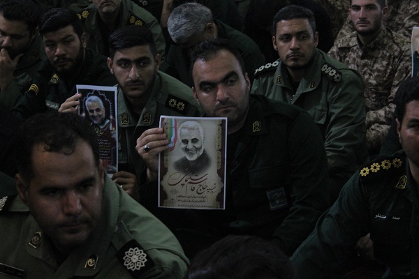 عزاداری مردم کردستان در فراغ شهید سردارسلیمانی