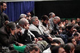 مراسم عزاداری شب تاسوعای حسینی در حسینه امام‌خمینی(ره)