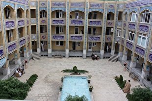 سرخط علم/ از پدیده منبریان مدرن تا تاکید بر فرصت‌های عاشورایی