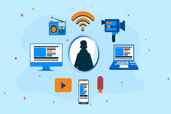 عصر جدید رسانه و روزنامه‌های دیجیتال + فیلم