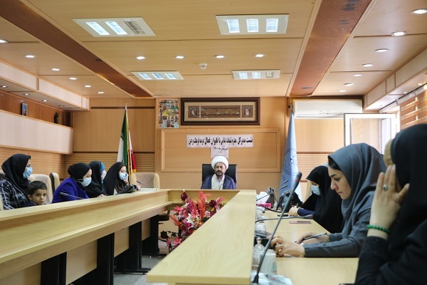 نشست بانوان عرصه فرهنگ و دین