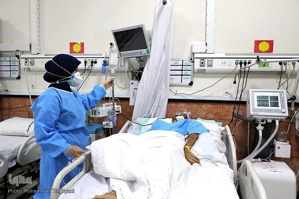۱۳ بیمار کرونایی در ایران جان باختند