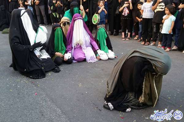 عکس | تعزیه‌خوانی کاروان نمادین ورود به کربلا در کرج