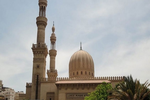 تبیین هستی‌شناسی از منظر قرآن در مسجد فاطمه زهرا(س) قاهره