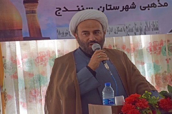 محمد کاروند، مدیرکل اوقاف و امور خیریه استان کردستان