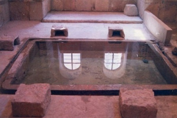 مسجد دو مناره سقز؛ یادگار عهد افشاریه مسجد دو مناره سقز؛ یادگار عهد افشاریه