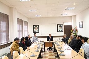 اصحاب فرهنگ و هنر در انتخابات مشارکت حداکثری داشته باشند