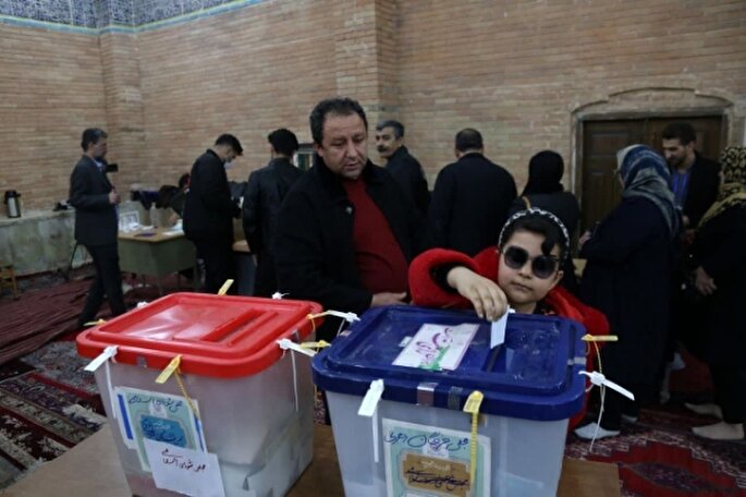 آغاز شمارش آرا از ۷۰۷ شعبه اخذ رأی روستایی در کردستان