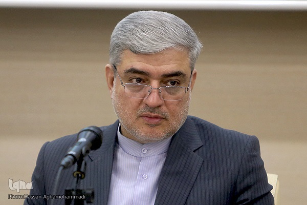 یکی از داوران بینالمللی مسابقات قرآنی مدهامتان یکی از داوران بینالمللی مسابقات قرآنی مدهامتان