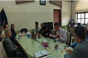 نگاه ما به عرصه فرهنگ و هنر اقناعی است