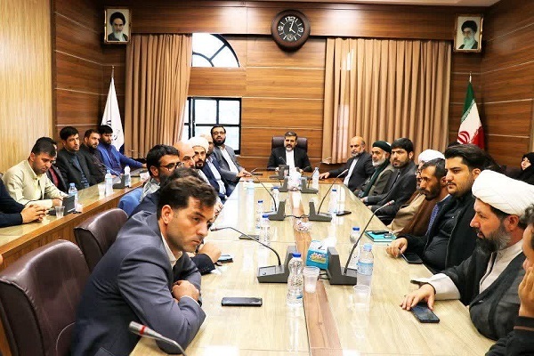 نشست هم اندیشی وزیر فرهنگ و ارشاد اسلامی با اعضای جبهه فرهنگی استان کردستان نشست هم اندیشی وزیر فرهنگ و ارشاد اسلامی با اعضای جبهه فرهنگی استان کردستان