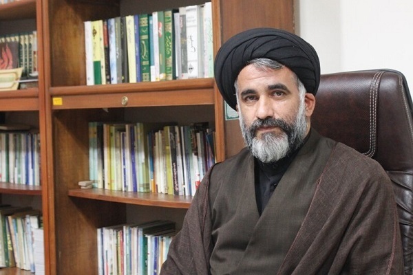 سید محمد سادات رئیس شورای هماهنگی تبلیغات اسلامی کردستان سید محمد سادات رئیس شورای هماهنگی تبلیغات اسلامی کردستان