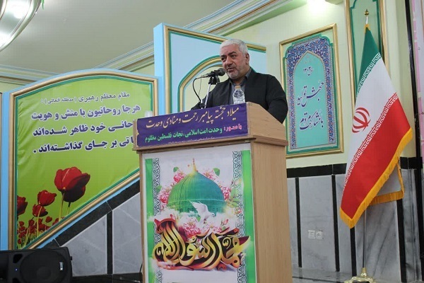 اشرف ایلبیگی، معاون فرهنگی مرکز بزرگ اسلامی غرب کشور اشرف ایلبیگی، معاون فرهنگی مرکز بزرگ اسلامی غرب کشور