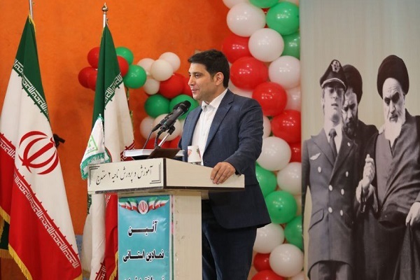 آرش زره‌تن لهونی، استاندار کردستان
