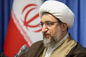 فیلم | دعوت امام جمعه تبریز برای شرکت در راهپیمایی ۲۲ بهمن