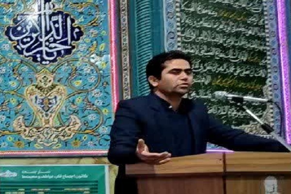 اسعد فرهادی رئیس حوزه هنری کردستان