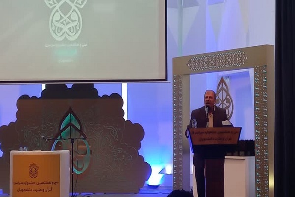 حامد قادرزاده، رئیس دانشگاه کردستان حامد قادرزاده، رئیس دانشگاه کردستان