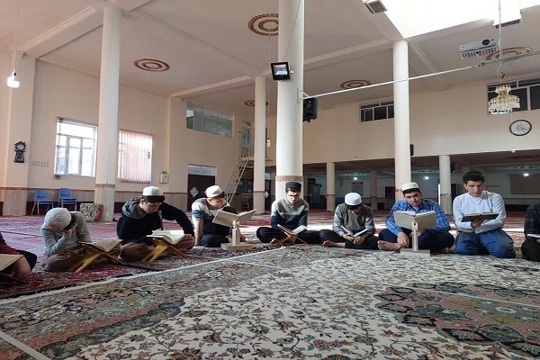 کلاس‌های حفظ قرآن دارالتحفیظ امام جزری سنندج