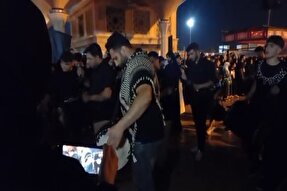 فیلم | عزاداری شام غریبان اباعبدالله(ع) در حرم بانوی کرامت