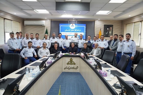 مراسم گرامیداشت روز حراست در شرکت گاز کردستان مراسم گرامیداشت روز حراست در شرکت گاز کردستان