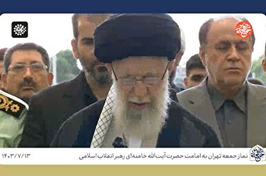 فیلم | اقامه نماز «جمعه نصر» به امامت رهبر معظم انقلاب