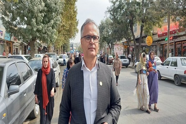 آوات حسامی، دبیر اجرایی هفدهمین جشنواره بین‌المللی تئاتر خیابانی مریوان