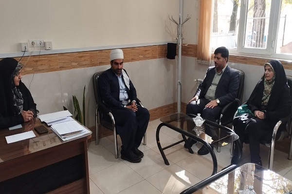 بازدید معاون استاندار کردستان از حوزه علمیه خواهران اهل سنت حضرت خدیجه الکبری بازدید معاون استاندار کردستان از حوزه علمیه خواهران اهل سنت حضرت خدیجه الکبری