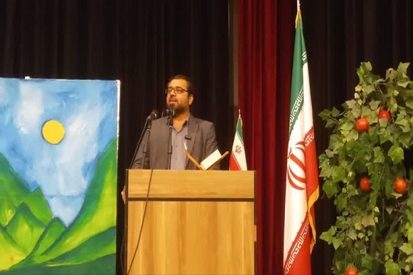 علی اصغر دریایی مدیرکل فرهنگ و ارشاد اسلامی کردستان علی اصغر دریایی مدیرکل فرهنگ و ارشاد اسلامی کردستان