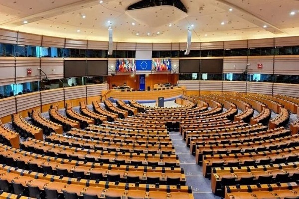 هشدار در مورد افزایش حملات به اماکن عبادی مسلمانان در اروپا