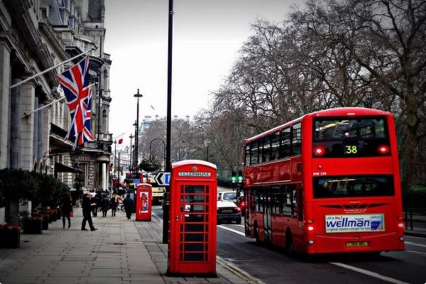 ۴۰ درصد انگلیسی‌ها معتقدند مهاجران مسلمان تأثیر منفی بر کشور دارند