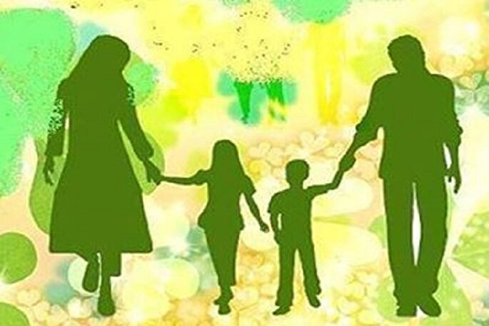 نگاهی به روابط خانوادگی از منظر قرآن و روایات