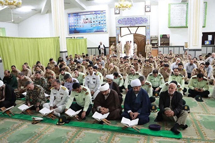 محفل انس با قرآن کریم در بندرانزلی برگزار شد